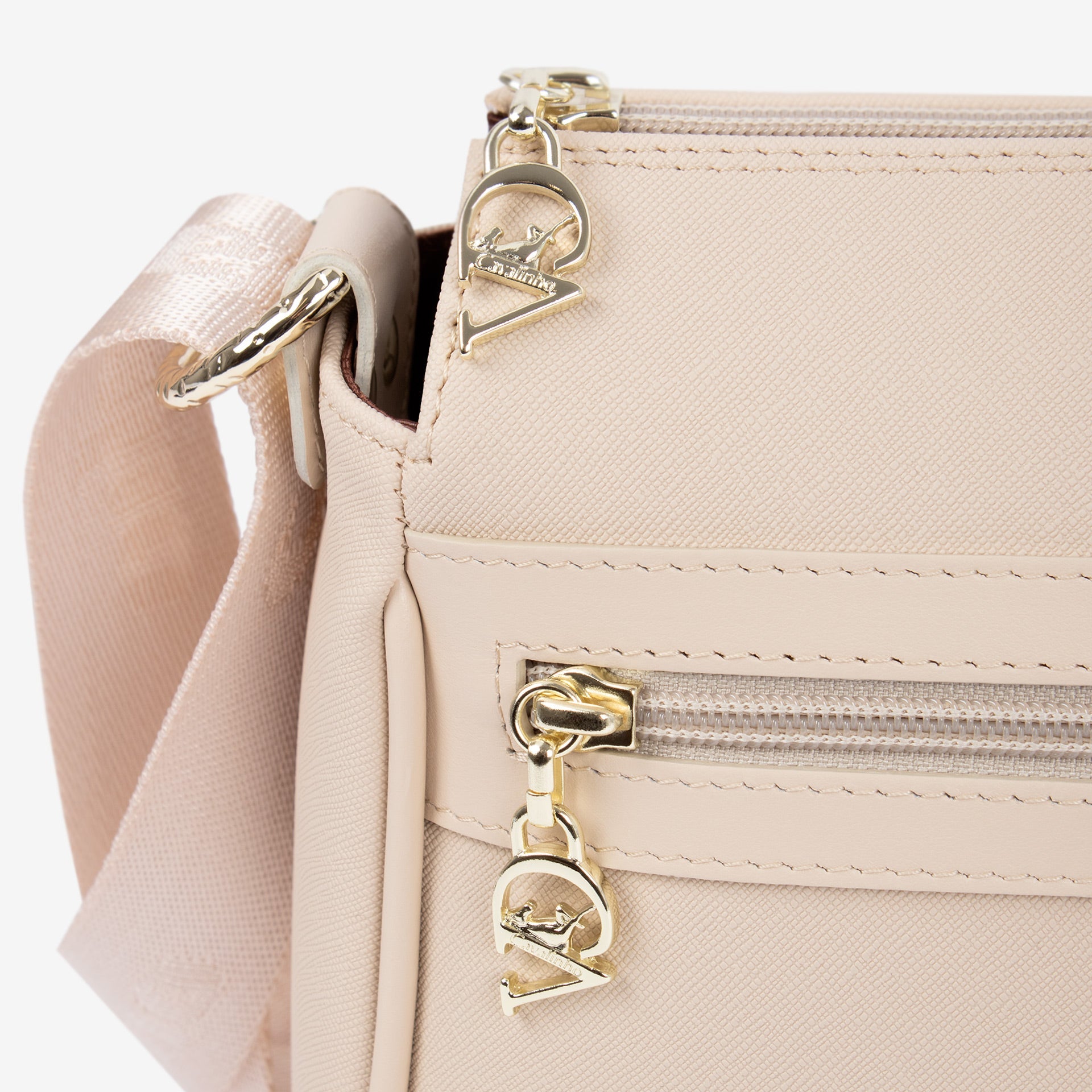 La Vie Crossbody Bag