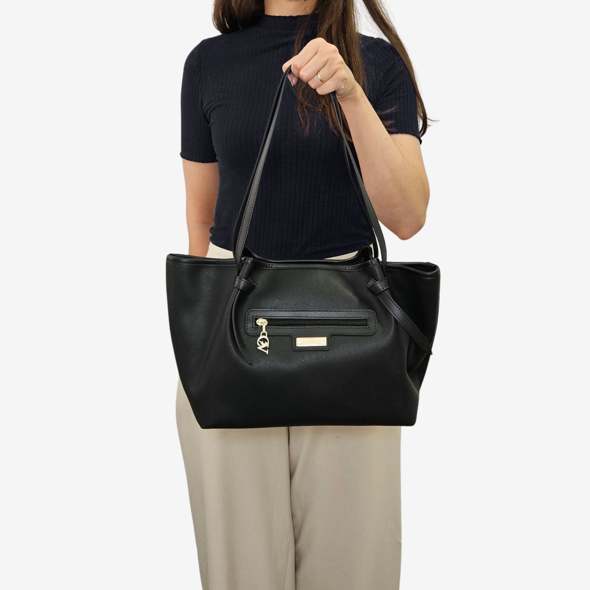 La Vie Shoulder Bag