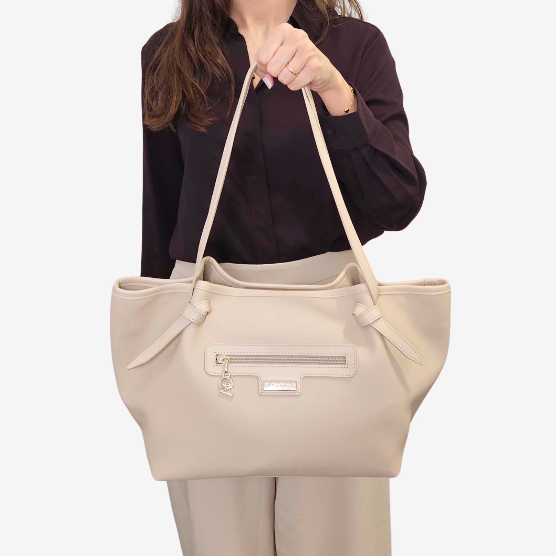 La Vie Shoulder Bag
