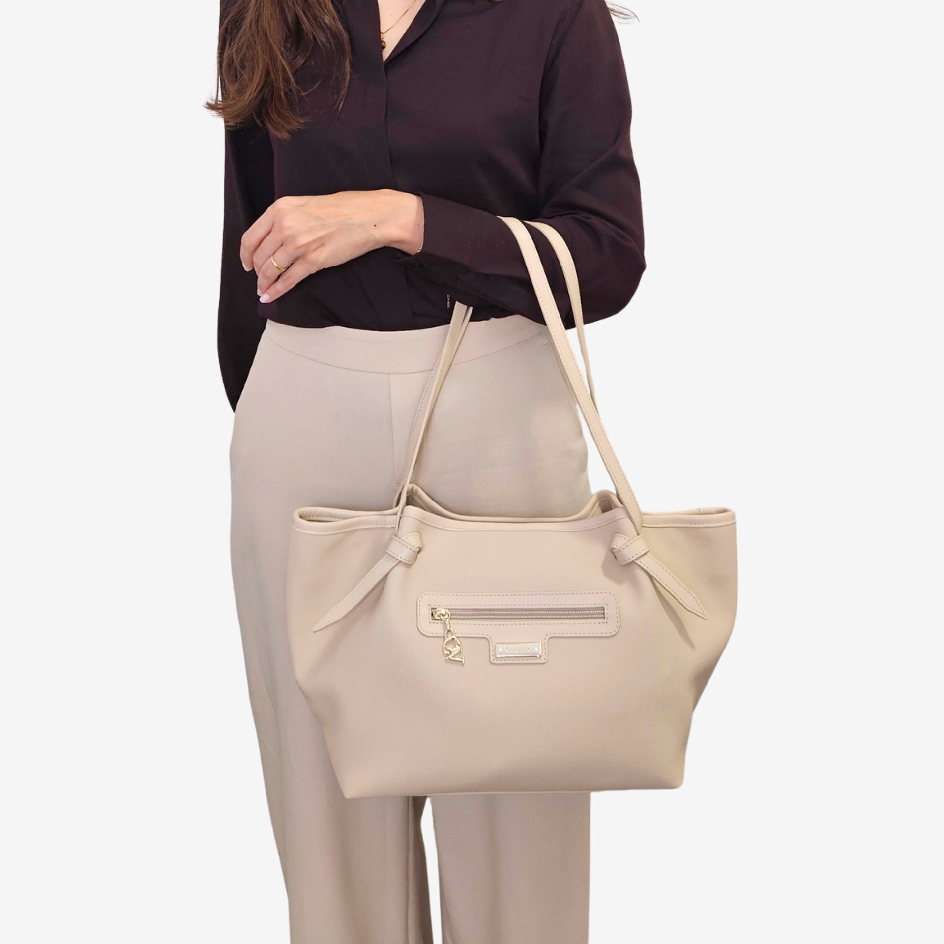 La Vie Shoulder Bag