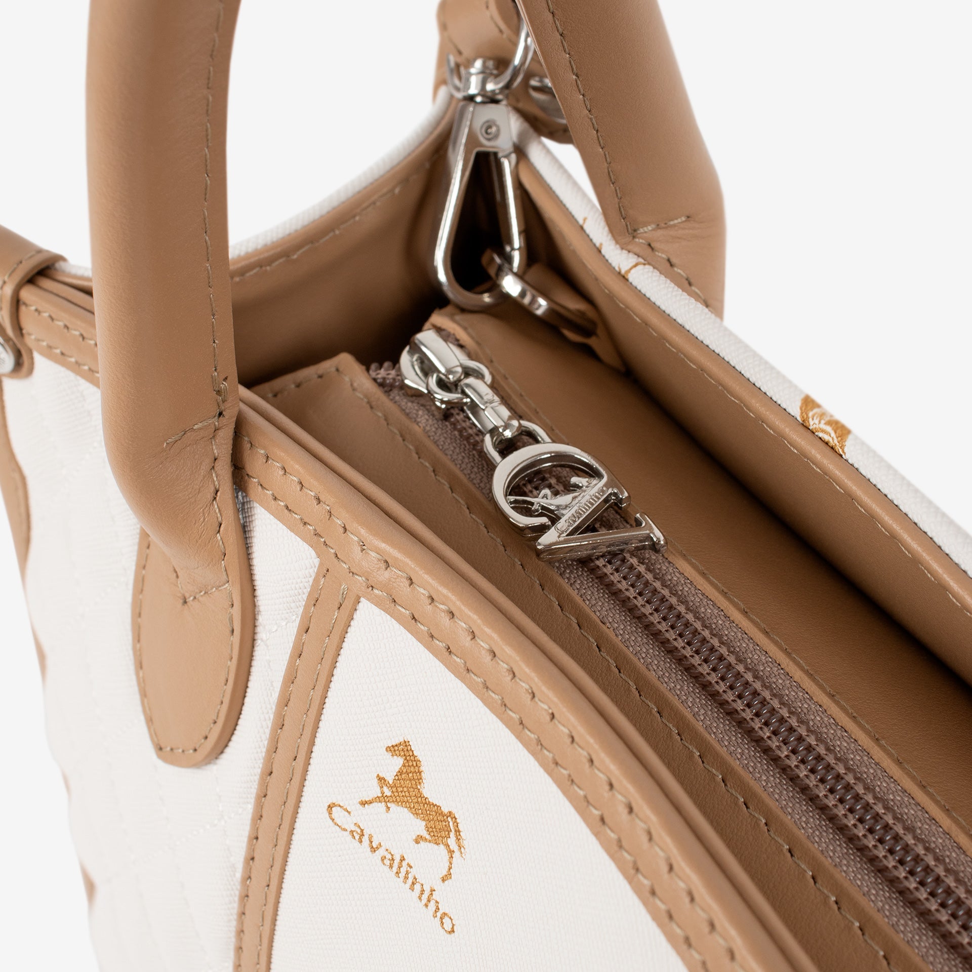 Di Cavallo Handbag