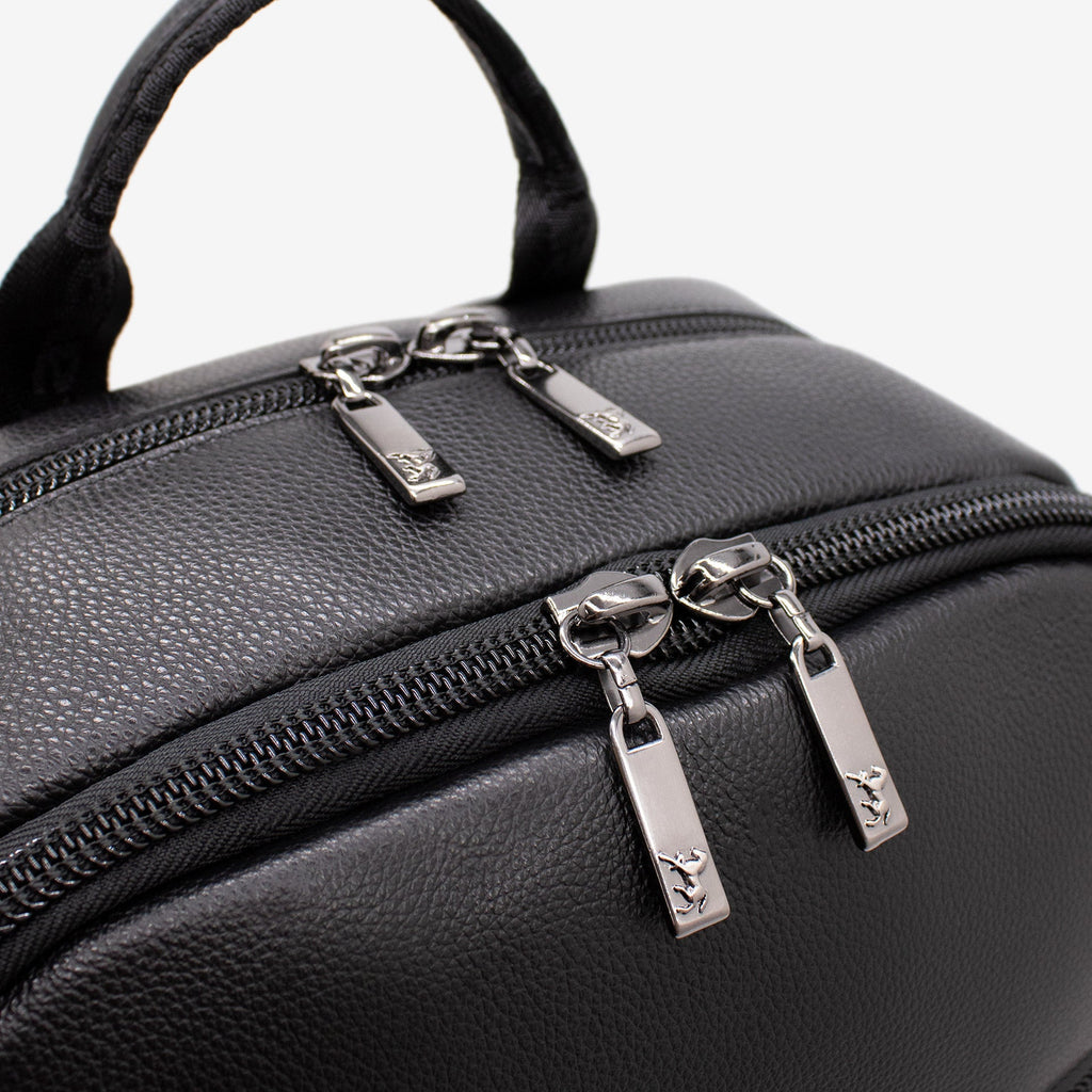 El Cavaleiro Leather Backpack