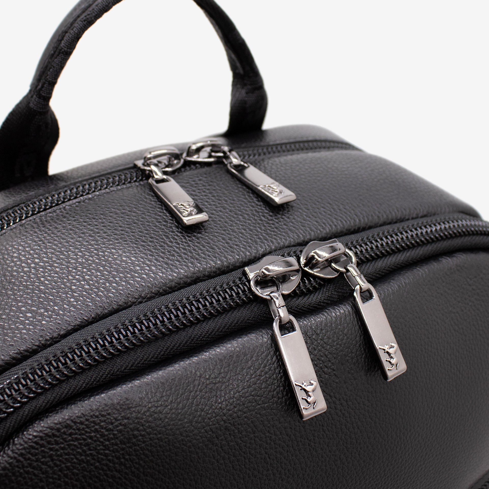 El Cavaleiro Leather Backpack
