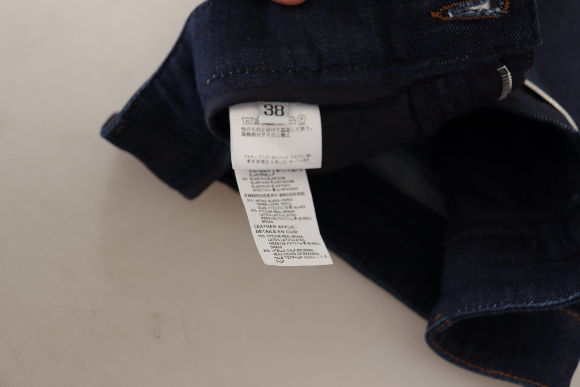 Short en denim bleu stretch à cristaux Dolce &amp; Gabbana