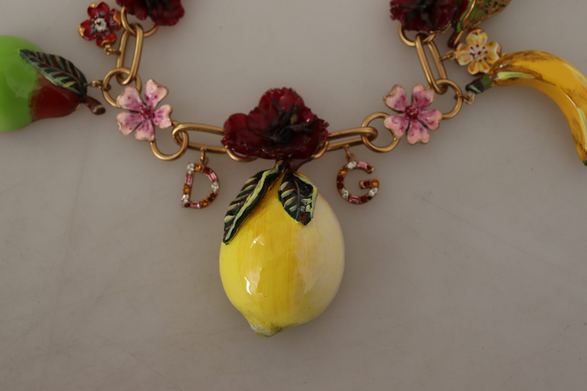 Collier Dolce &amp; Gabbana en laiton doré avec roses de Sicile