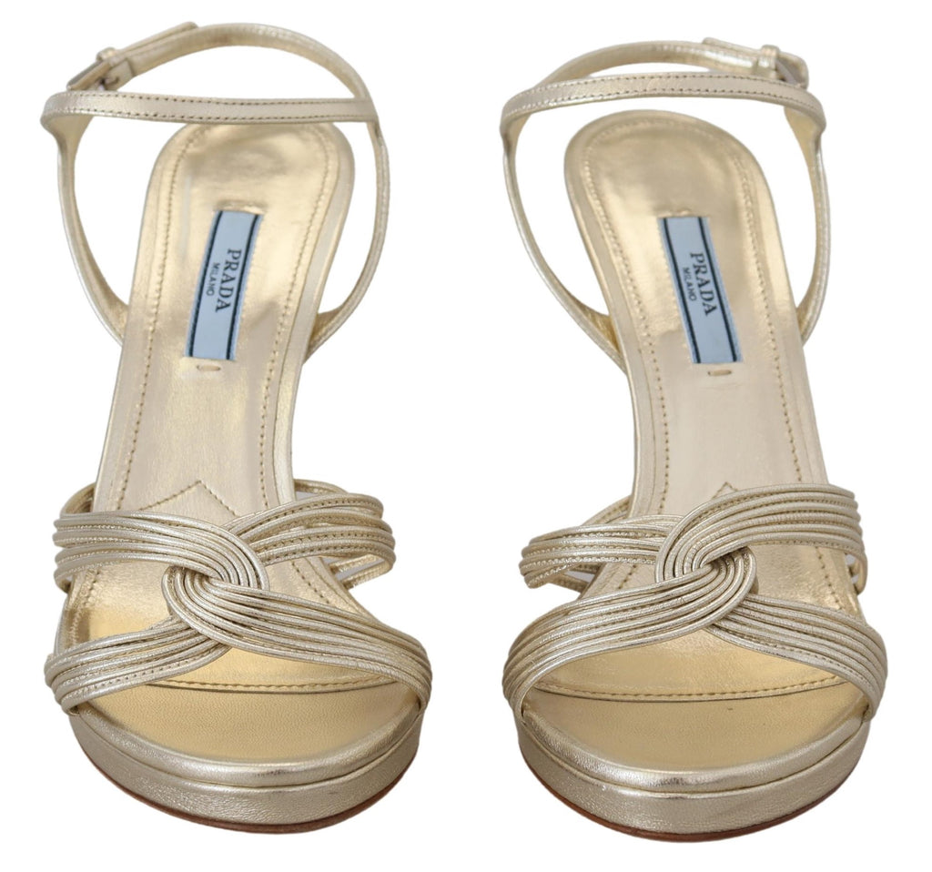 Sandales Prada en cuir doré à talons aiguilles et bride à la cheville