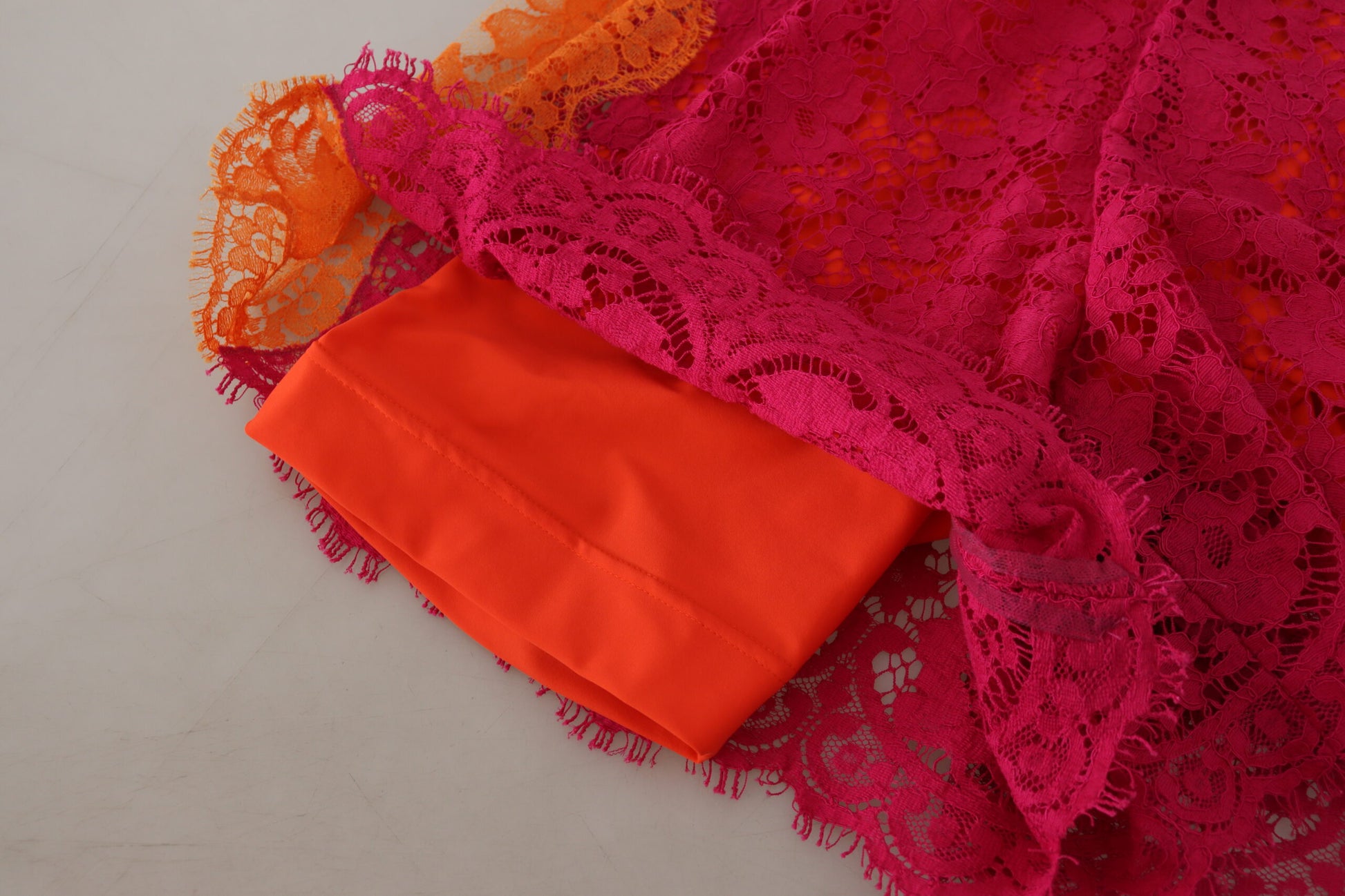 Short taille haute en coton et dentelle rose orange Dolce &amp; Gabbana