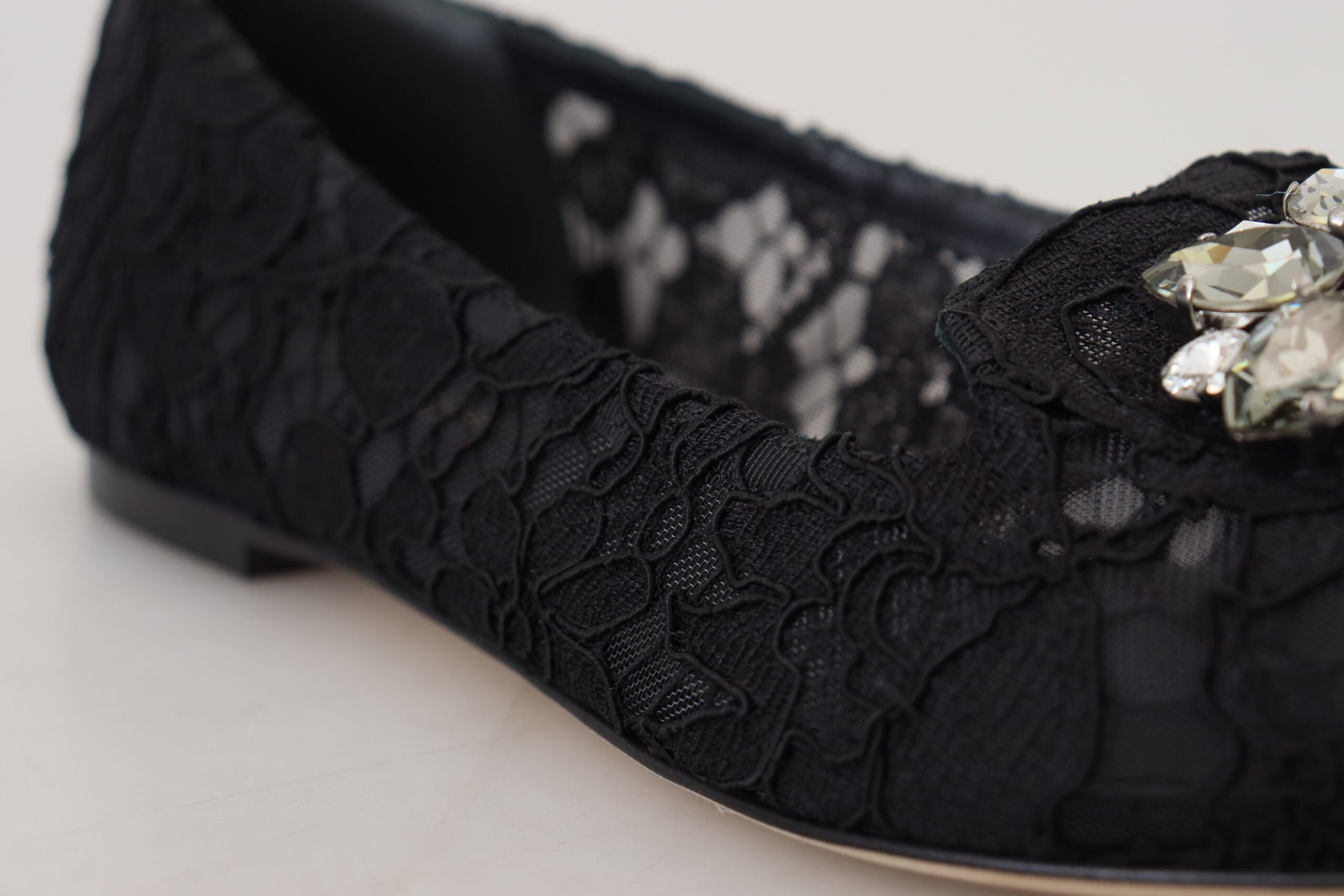 Chaussures plates en dentelle et cristaux Dolce &amp; Gabbana Taormina noires