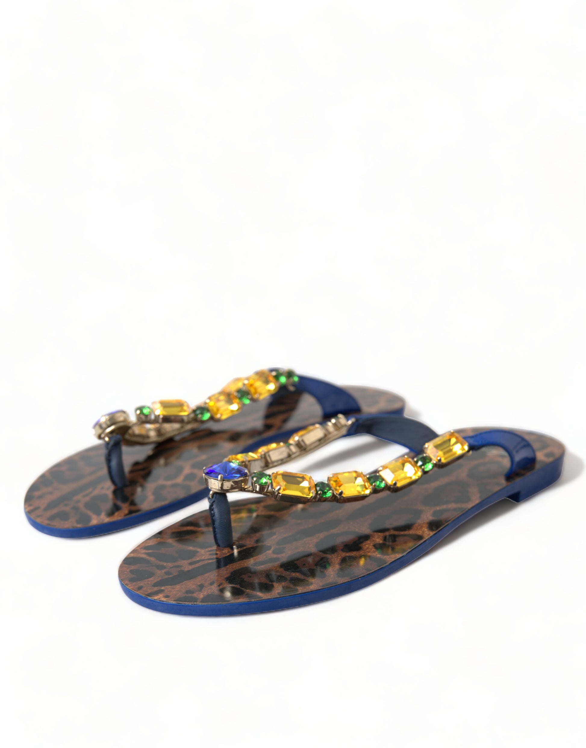 Sandales plates Dolce &amp; Gabbana à cristaux bleus, vêtements de plage