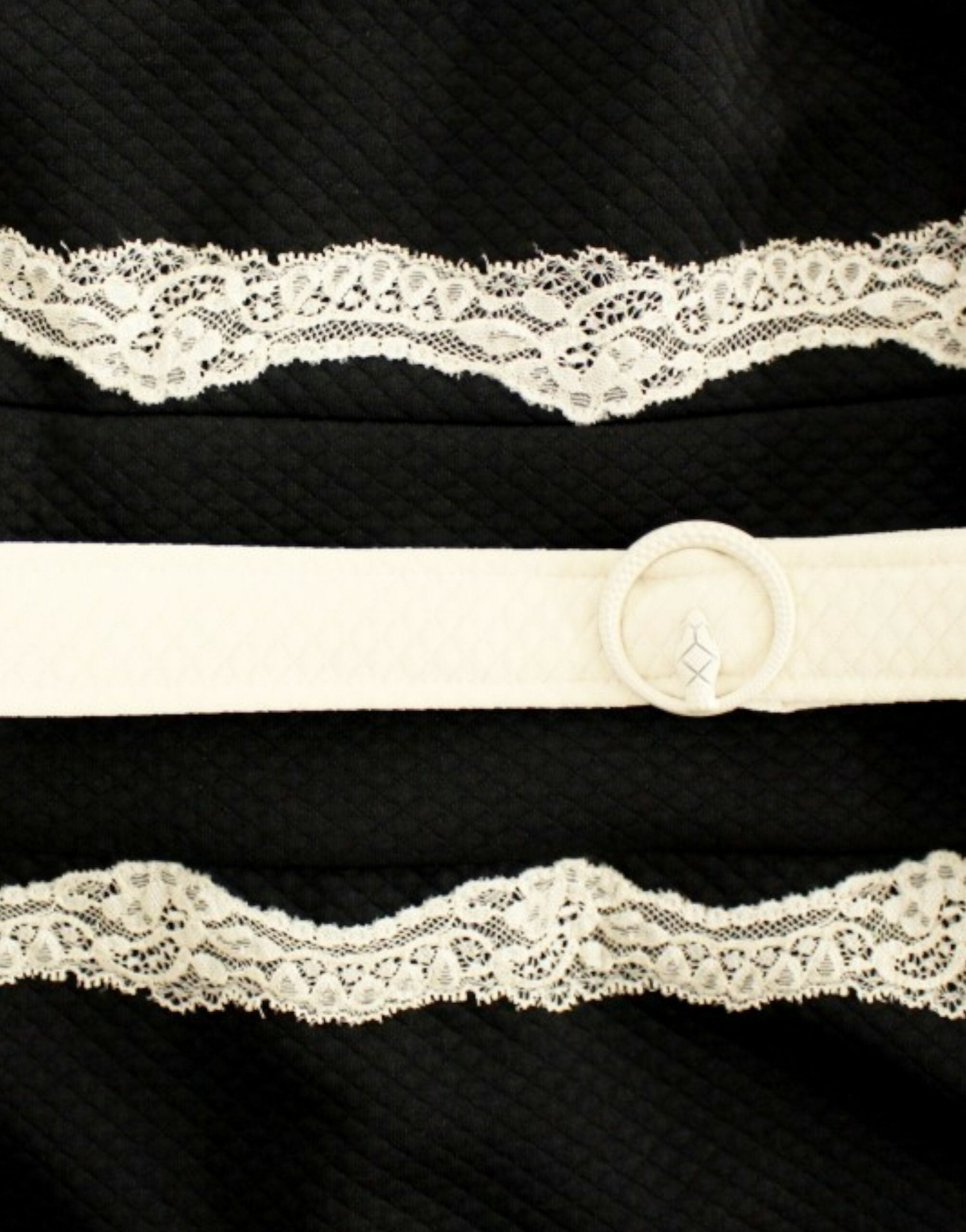 Robe fourreau en dentelle noire Cavalli