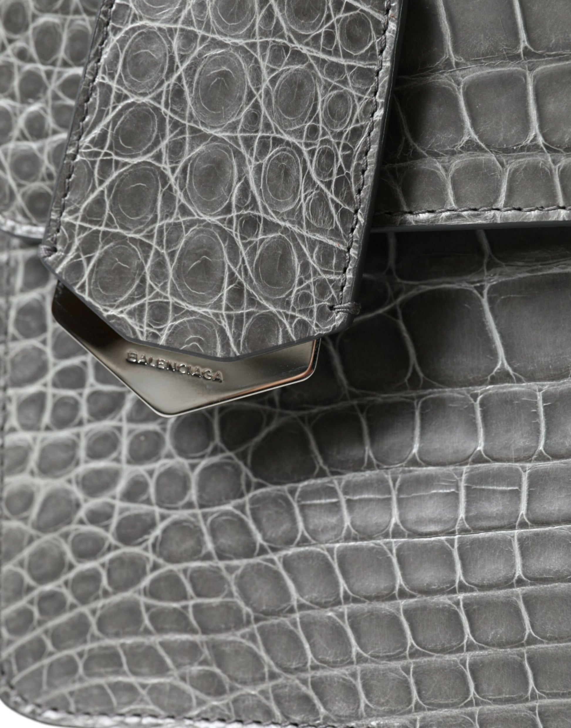 Sac à main Balenciaga en cuir exotique gris de taille moyenne