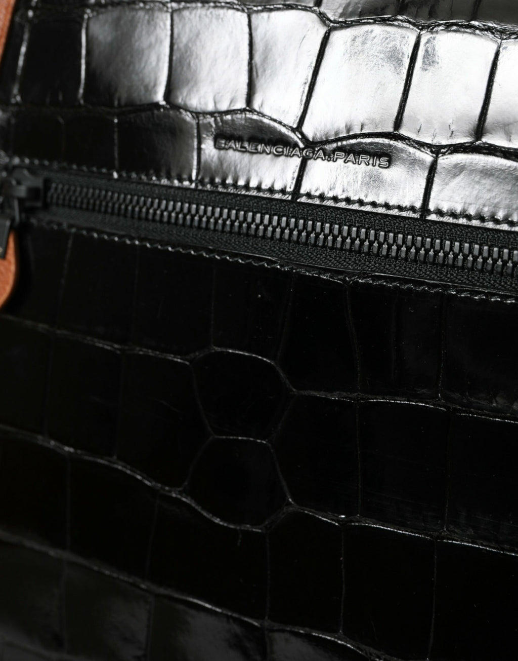 Sac à bandoulière vertical en cuir exotique noir et marron Balenciaga