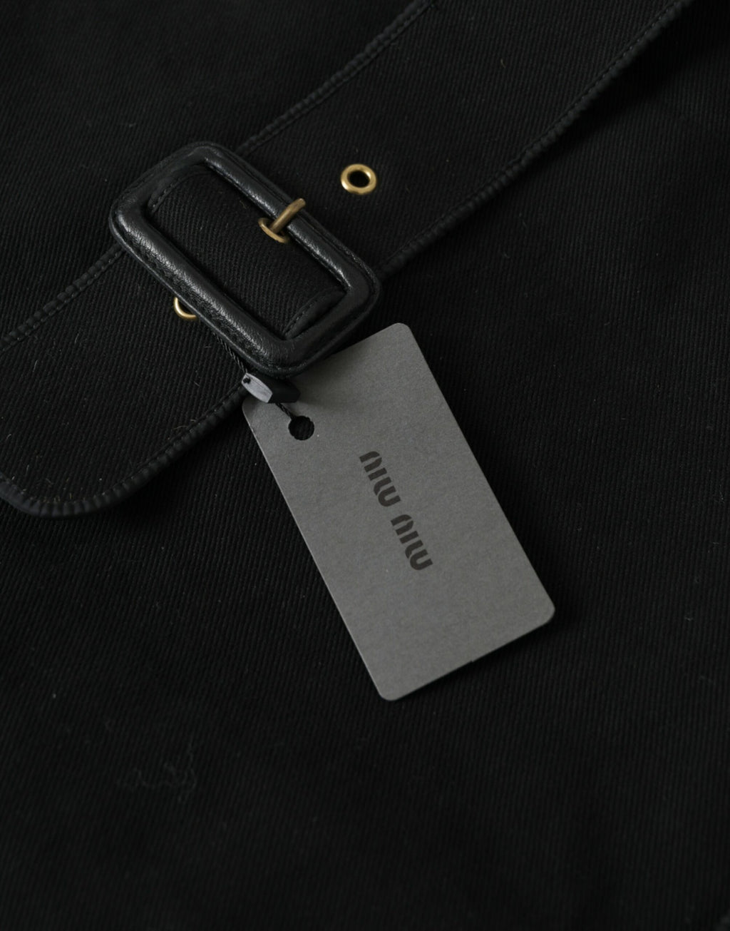 Sac cabas en toile noire avec logo Miu Miu