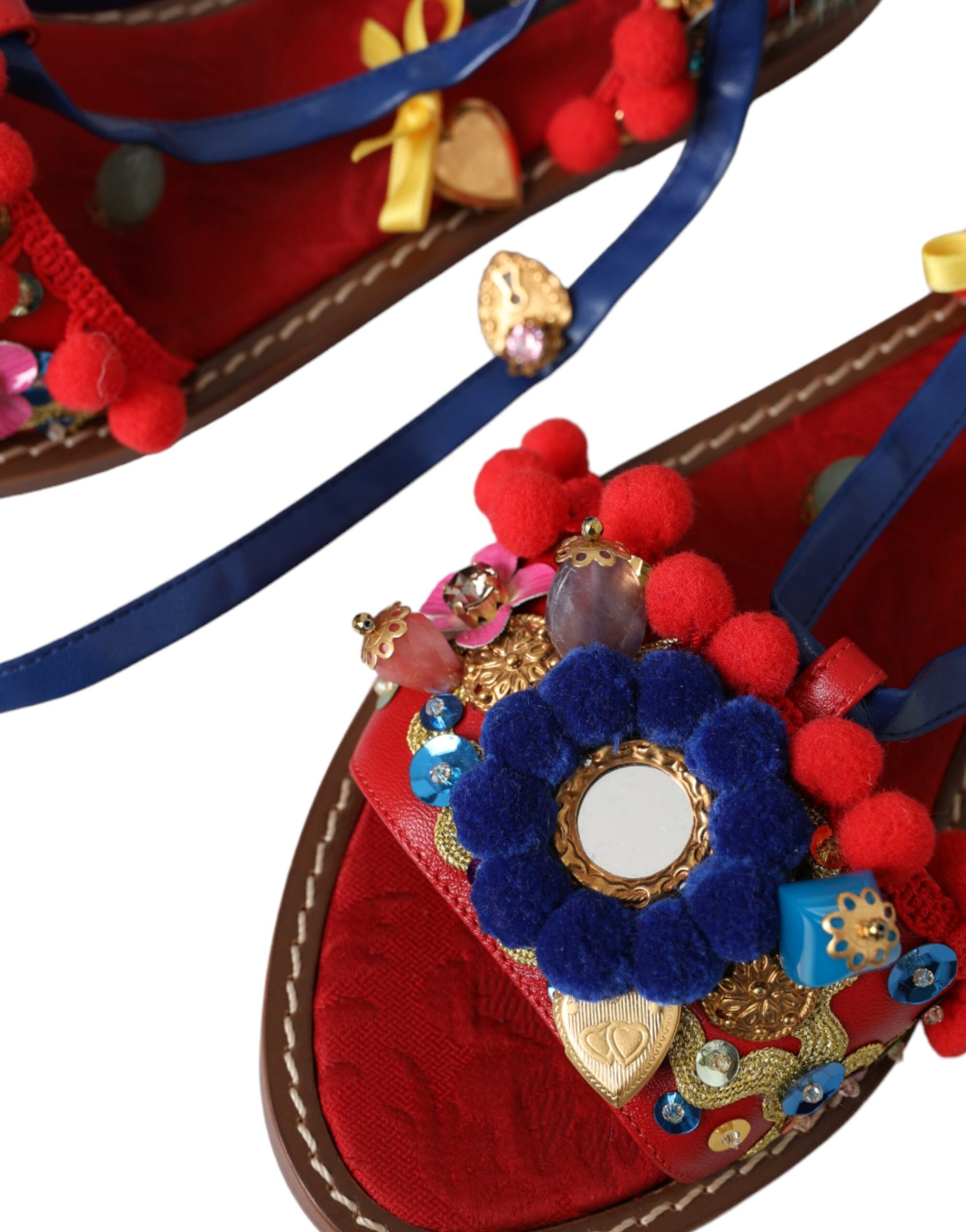 Sandales à pompons multicolores en fourrure Dolce &amp; Gabbana