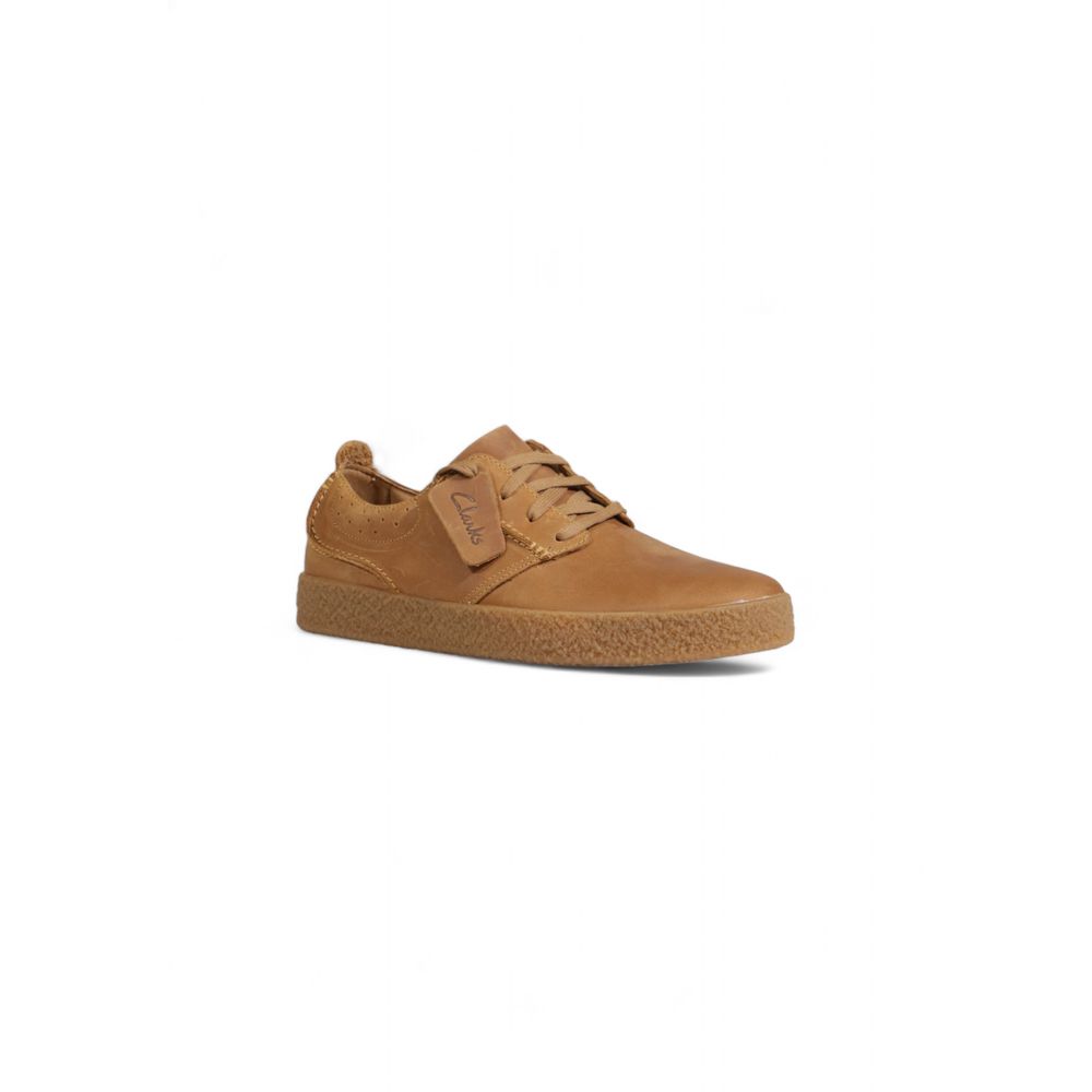 Richelieus et Derbys en daim beige Clarks