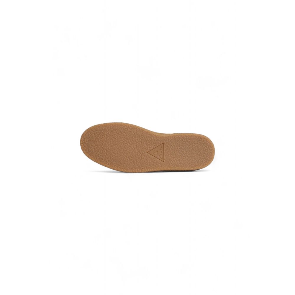 Richelieus et Derbys en daim beige Clarks