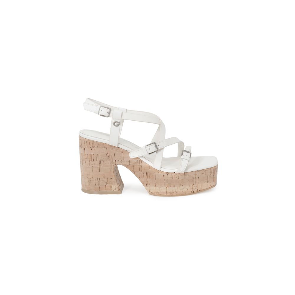 Talons hauts en cuir beige Guess