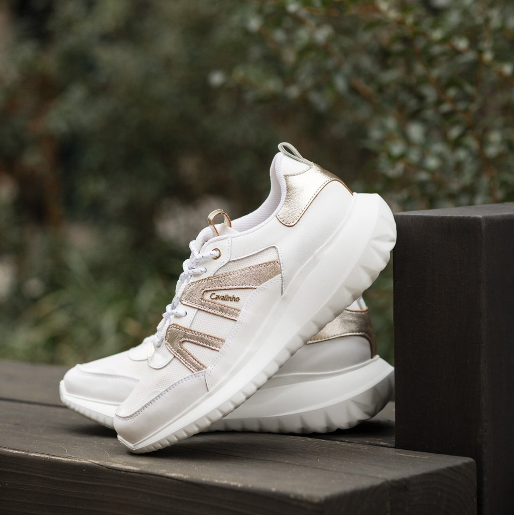 Feather Lightweight Sneakers
