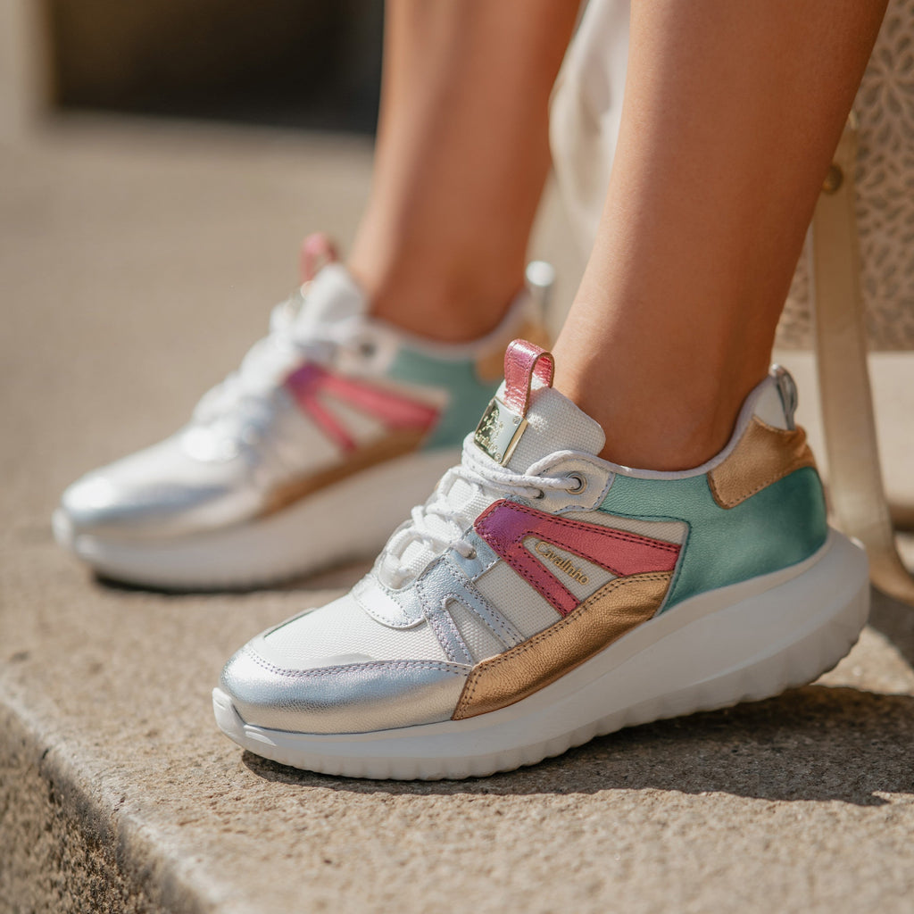 Feather Lightweight Sneakers