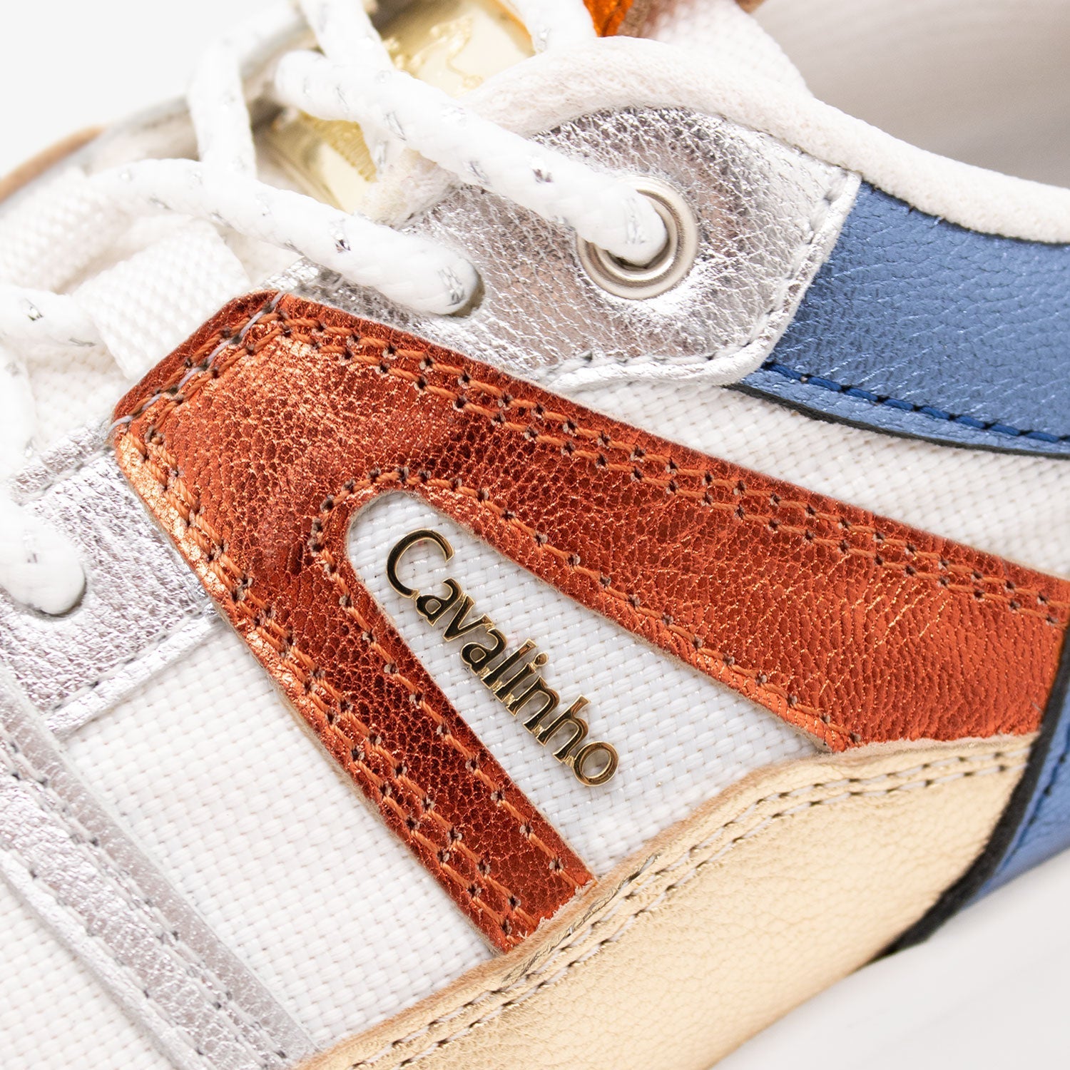 Feather Lightweight Sneakers