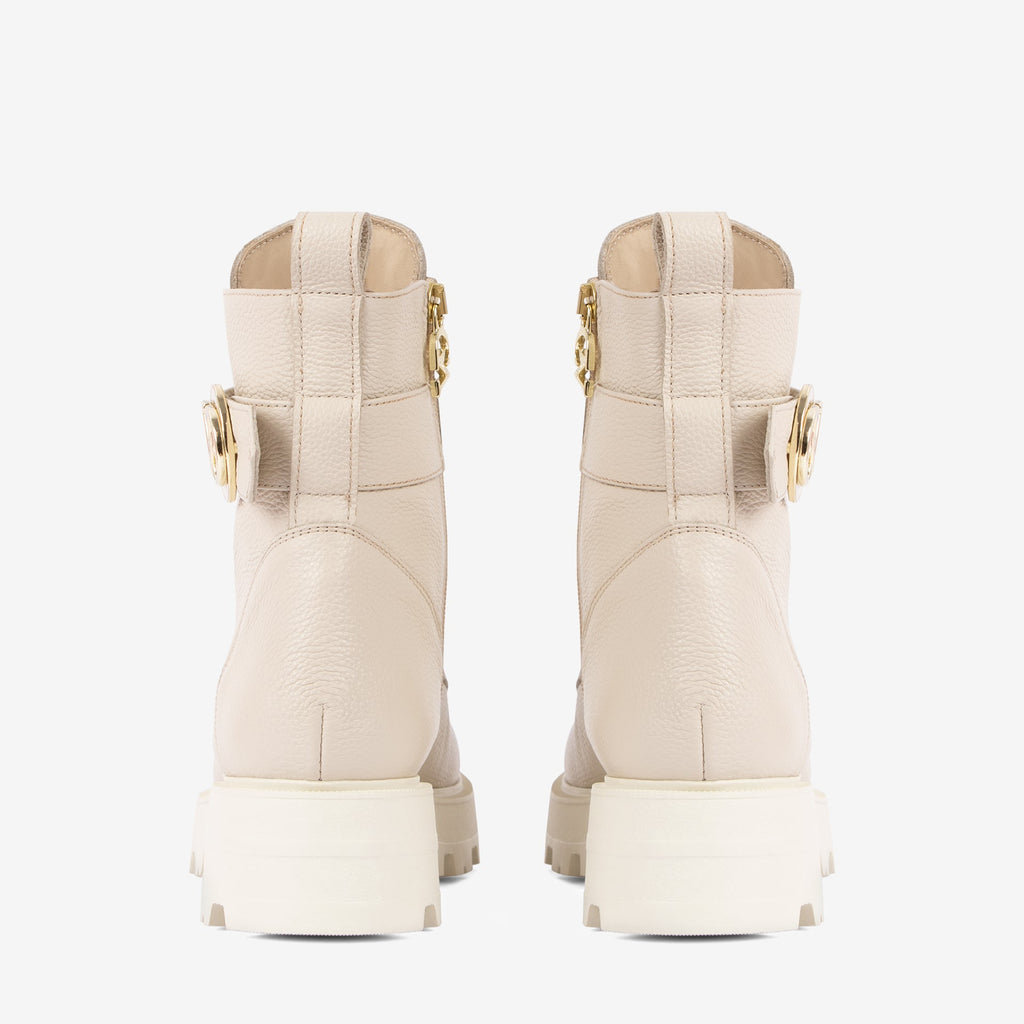 Signature CV Ankle Leather Boots