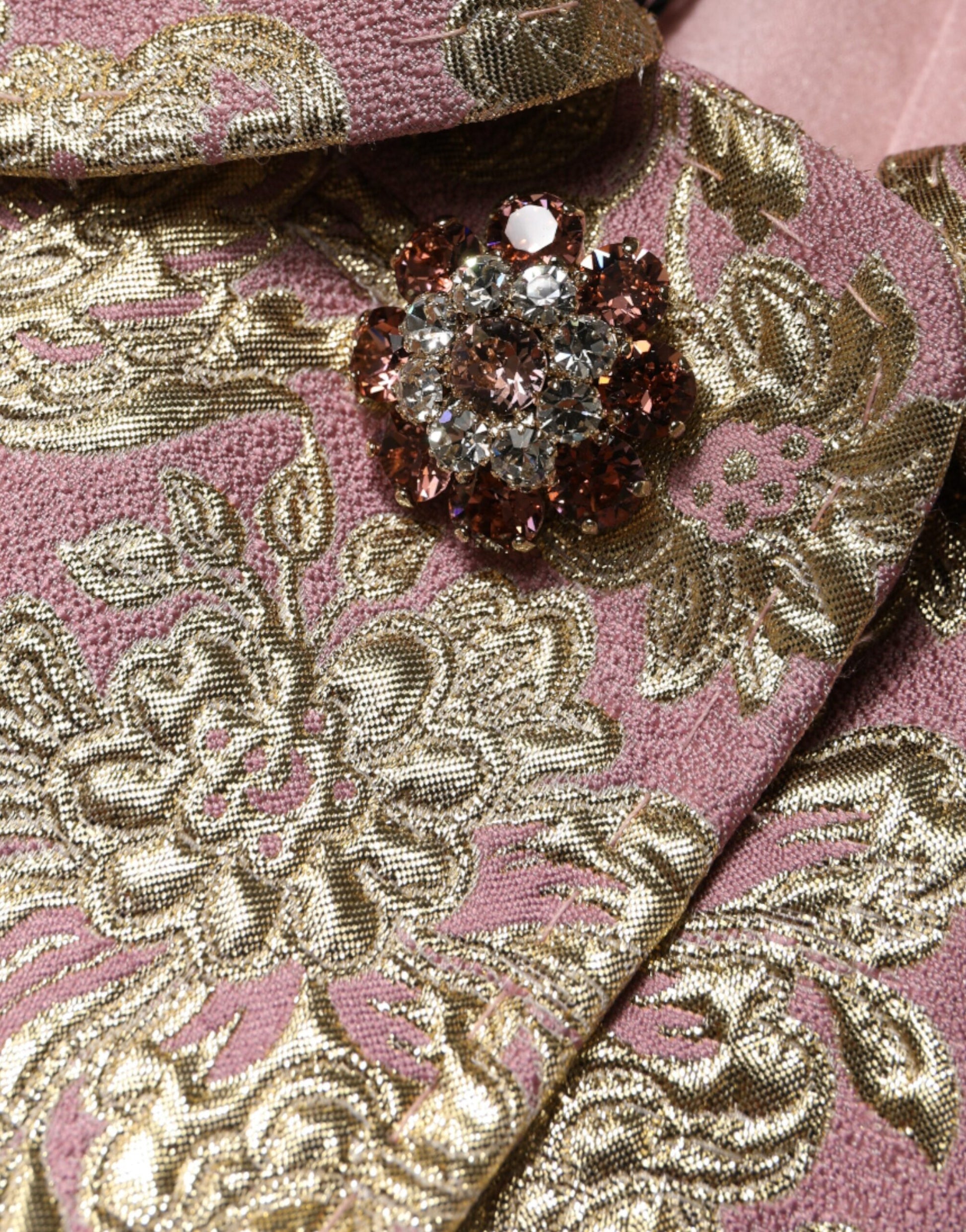 Dolce &amp; Gabbana Veste manteau en jacquard métallisé or rose à boutons bijoux