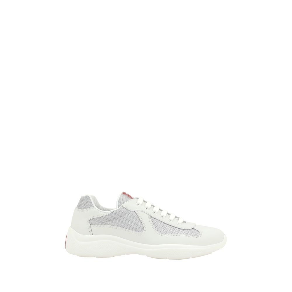 Les baskets Prada America