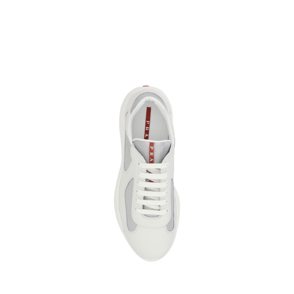 Les baskets Prada America