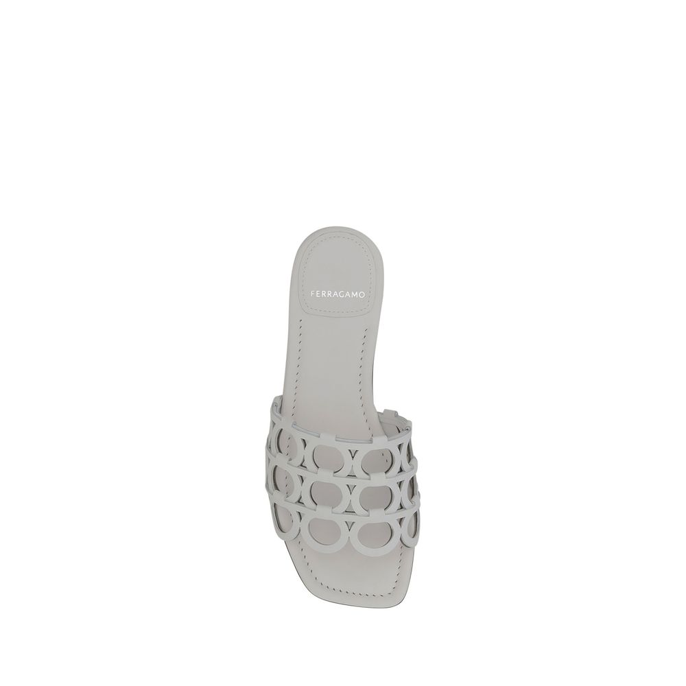 Sandales Ferragamo à motif Gancini