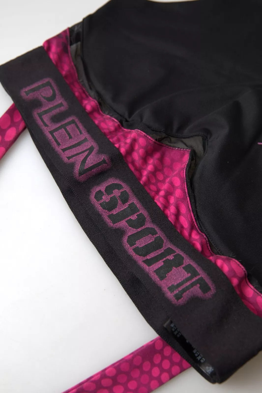 Soutien-gorge d'athlète Plein Sport noir fuchsia avec logo Hannah