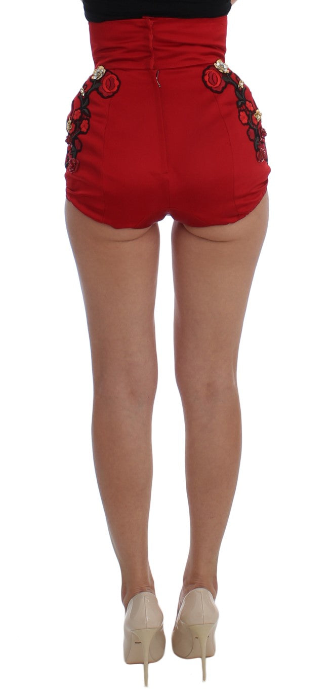 Short Dolce &amp; Gabbana en soie rouge avec cristaux roses 