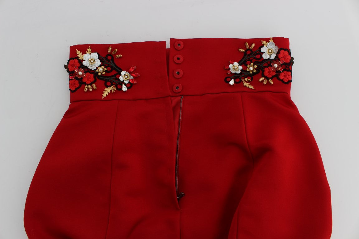 Short Dolce &amp; Gabbana en soie rouge avec cristaux roses 