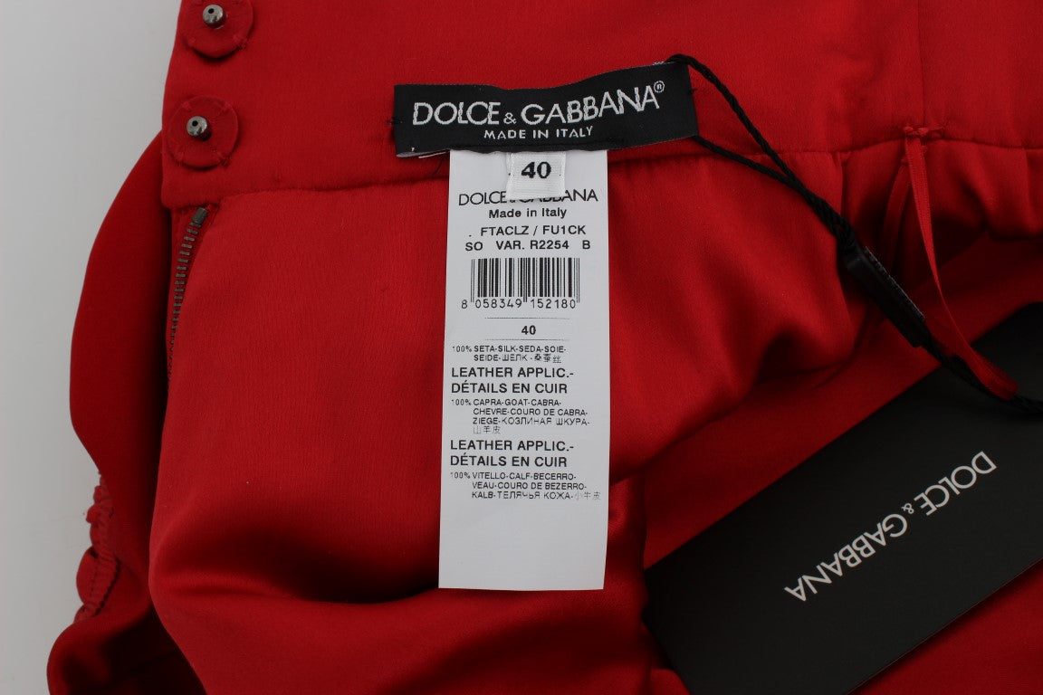 Short Dolce &amp; Gabbana en soie rouge à imprimé roses de Sicile 