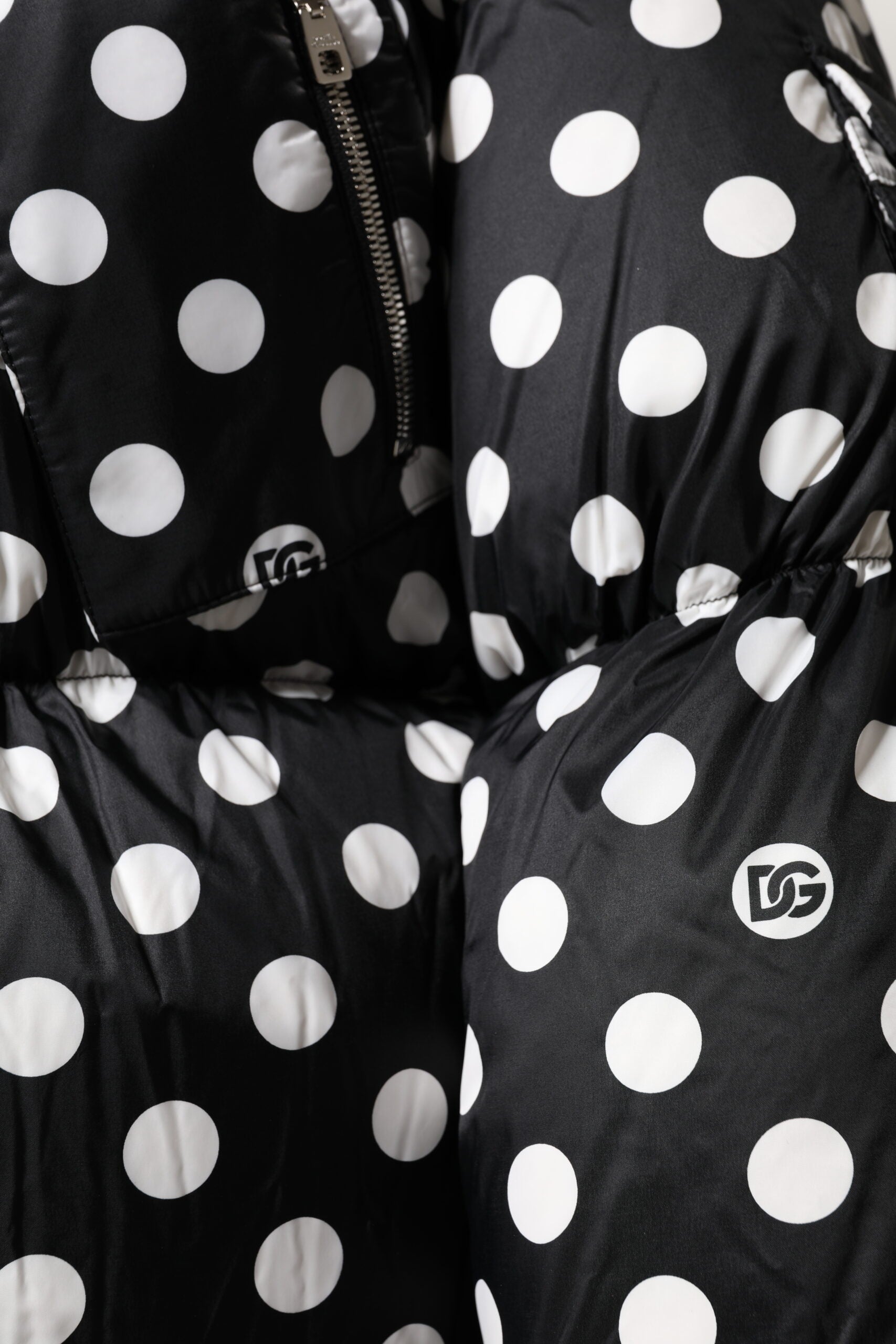 Doudoune zippée à pois noirs et blancs Dolce &amp; Gabbana