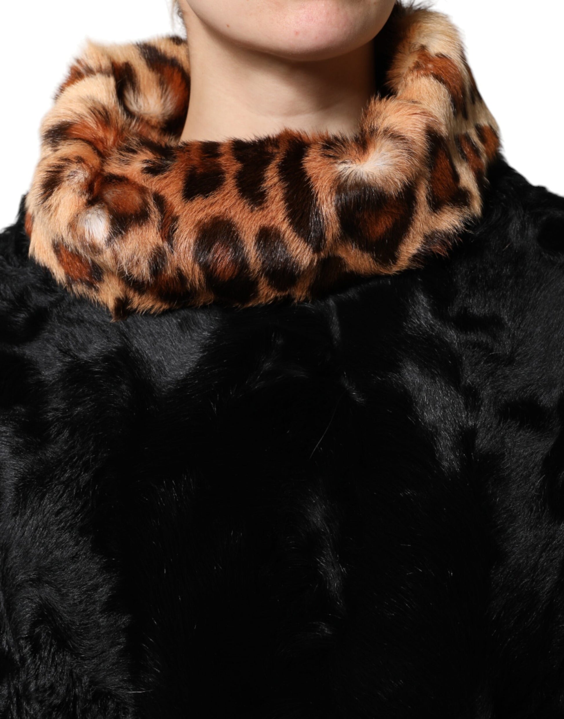 Dolce &amp; Gabbana Manteau court en fourrure d'agneau noire pour femme