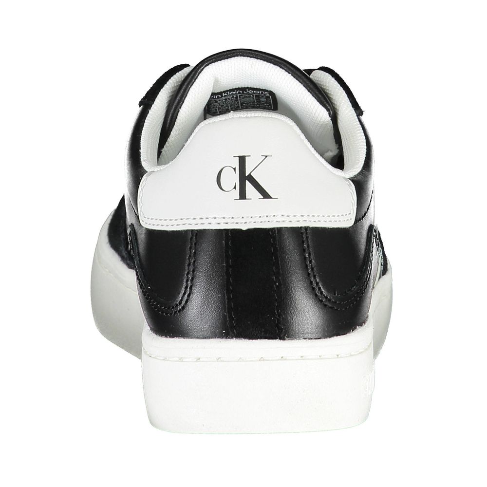 Baskets Calvin Klein noires élégantes à lacets avec détails contrastés