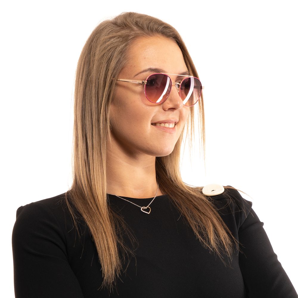 Lunettes de soleil Guess roses pour femmes