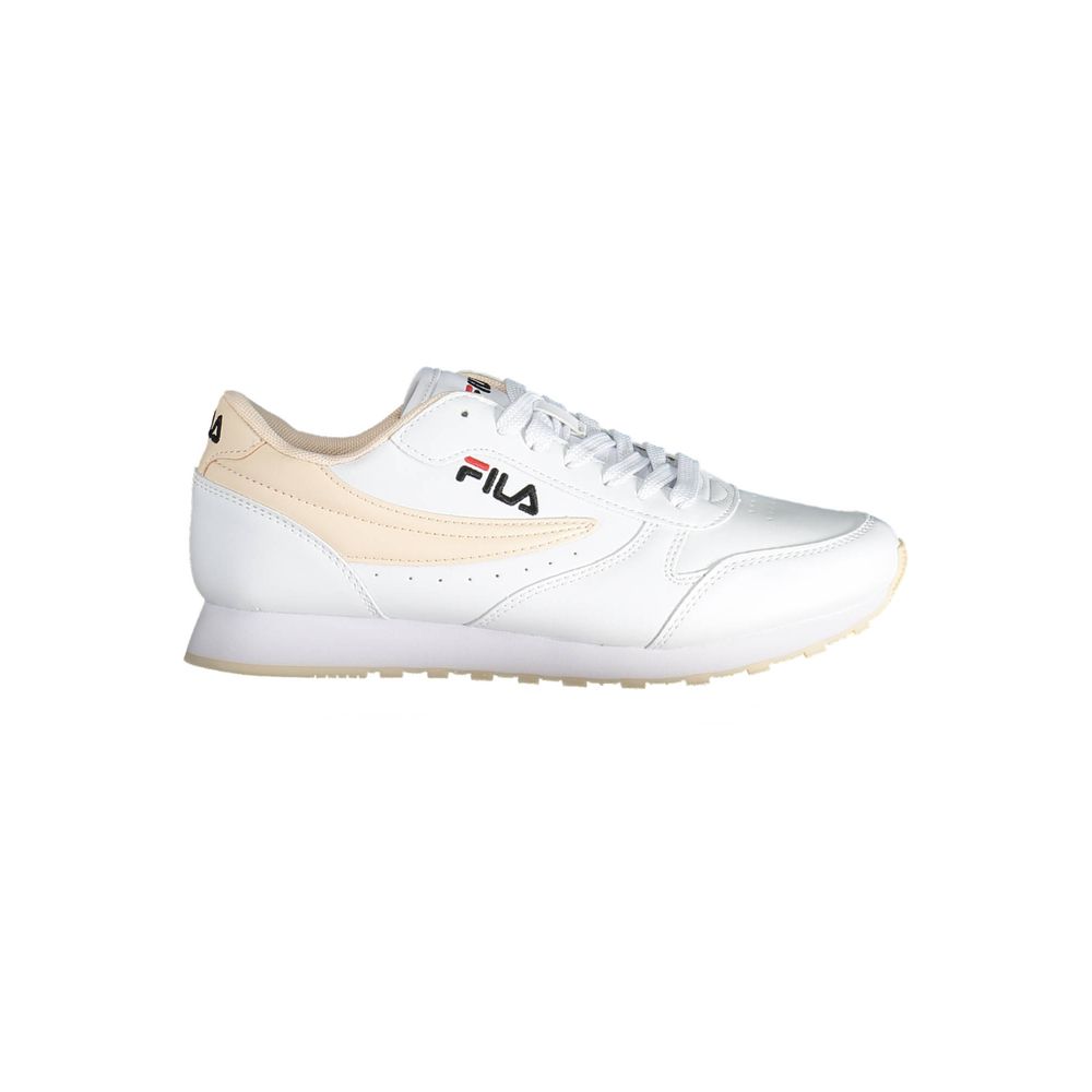 Baskets synthétiques blanches Fila pour femmes