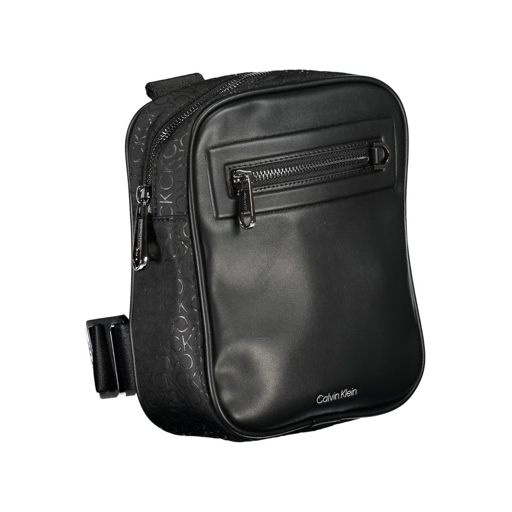 Sac à bandoulière élégant et urbain Calvin Klein avec détails contrastés