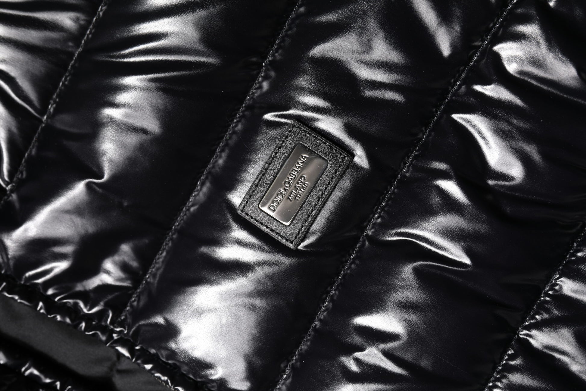 Doudoune zippée intégrale à plaque logo noire Dolce &amp; Gabbana