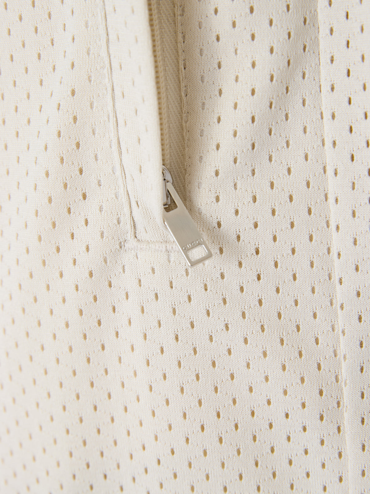 Short en polyester crème avec logo Gucci