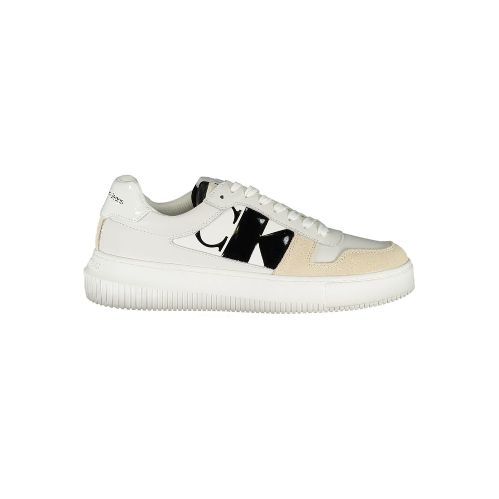 Baskets blanches élégantes à lacets Calvin Klein avec détails contrastés