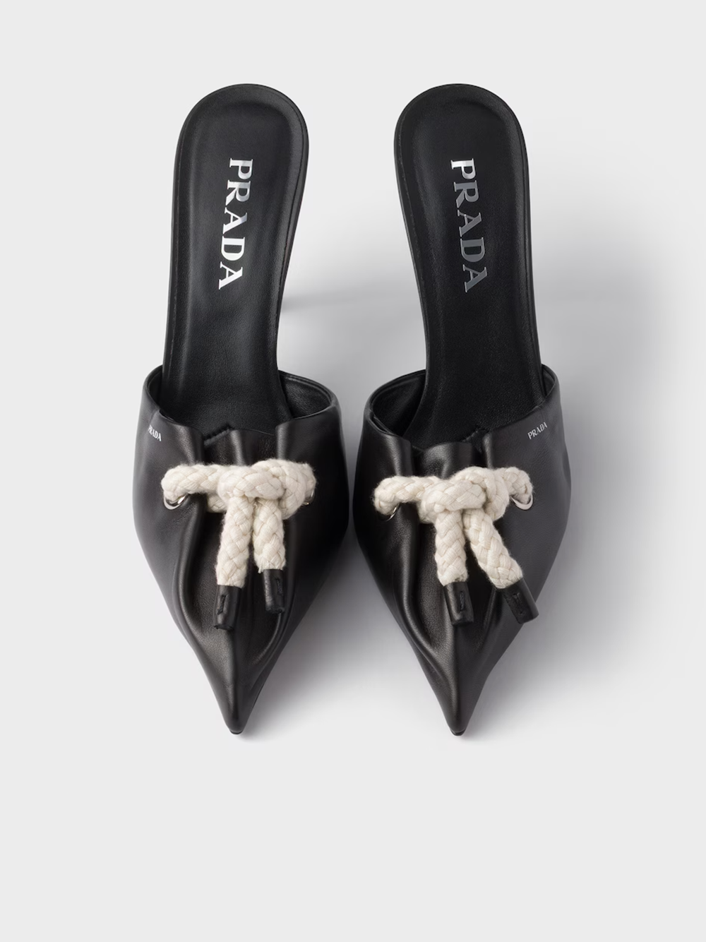Sandales Prada en cuir nappa noir avec détails en corde