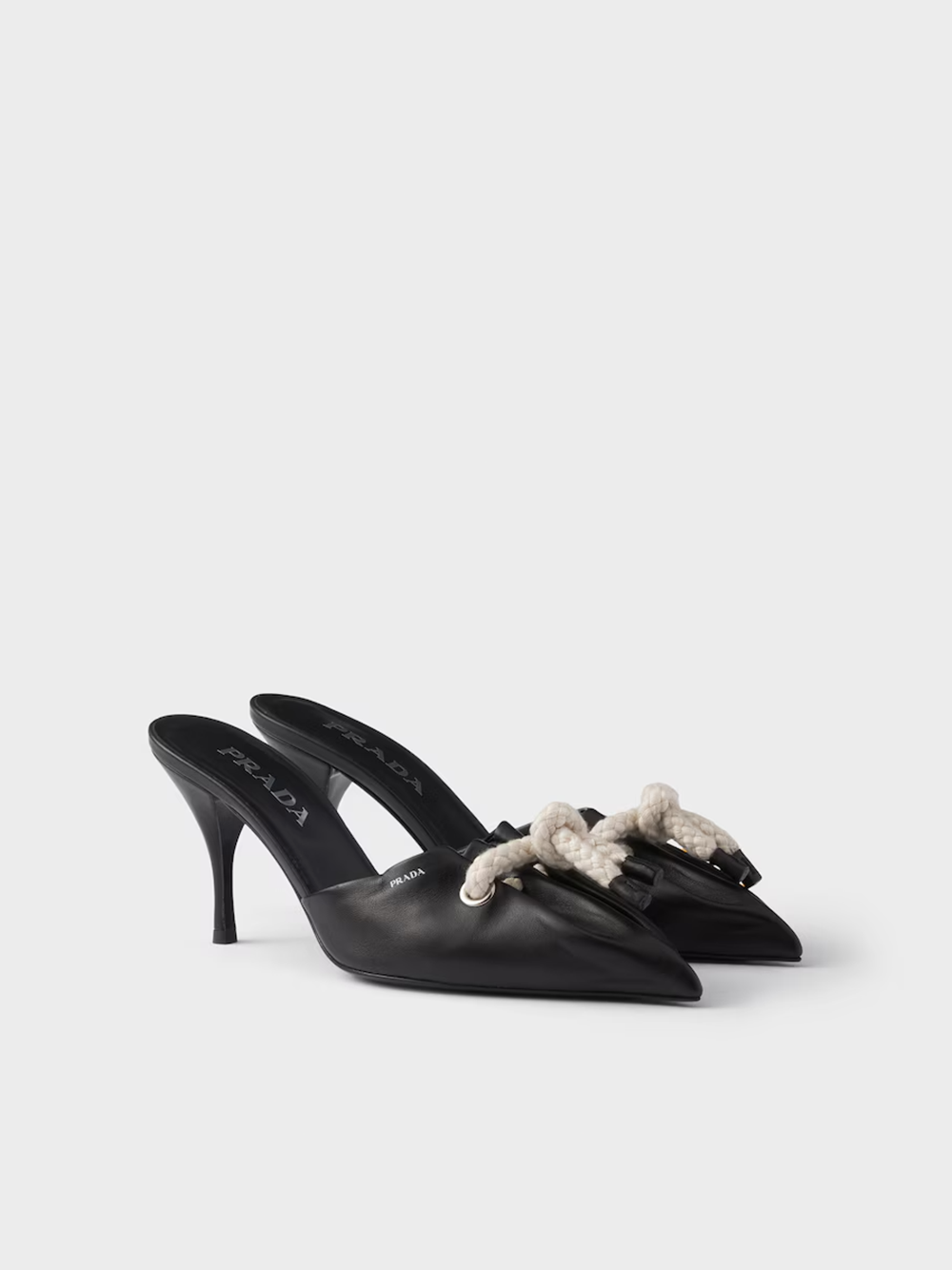 Sandales Prada en cuir nappa noir avec détails en corde