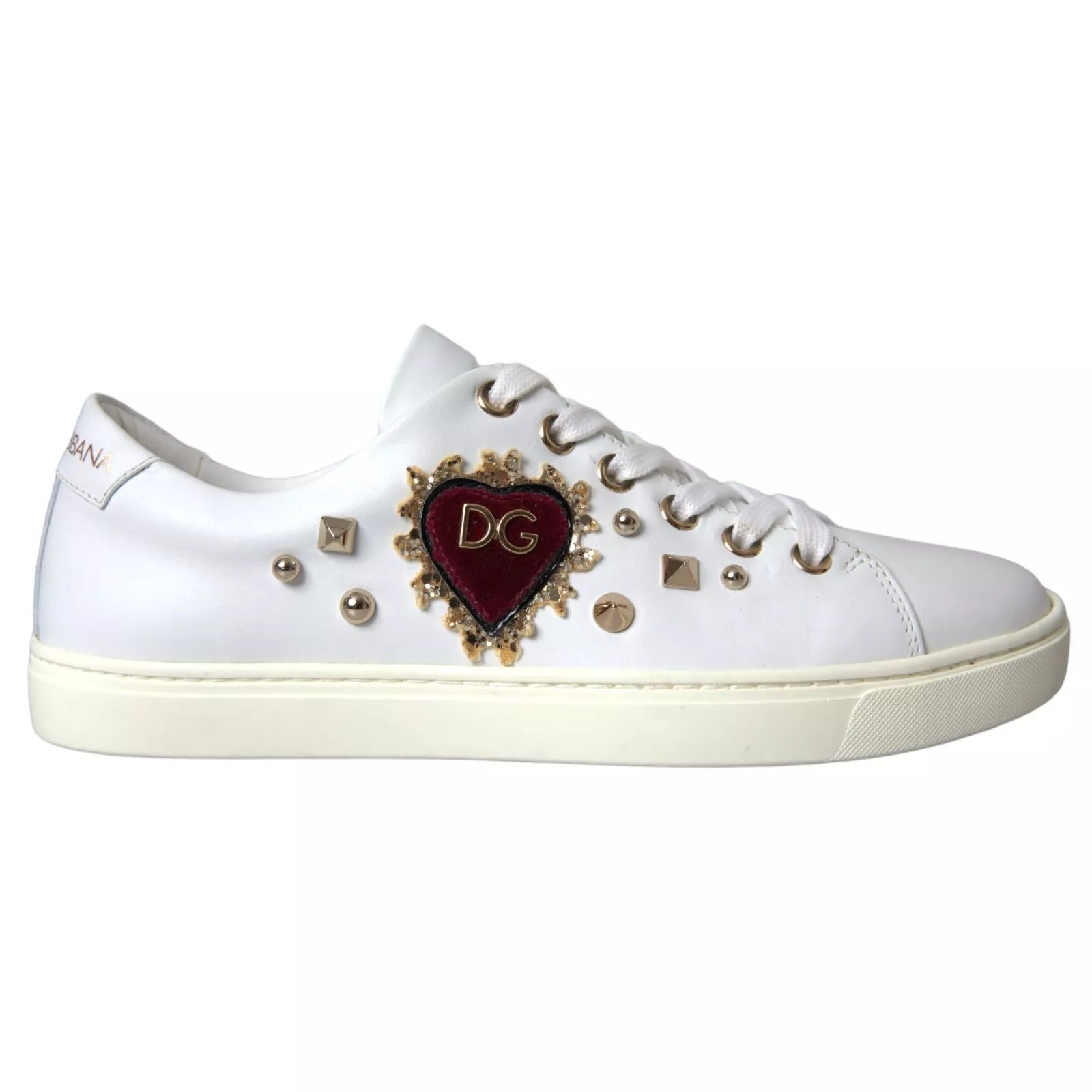 Baskets Dolce &amp; Gabbana en cuir blanc et or avec cœur rouge