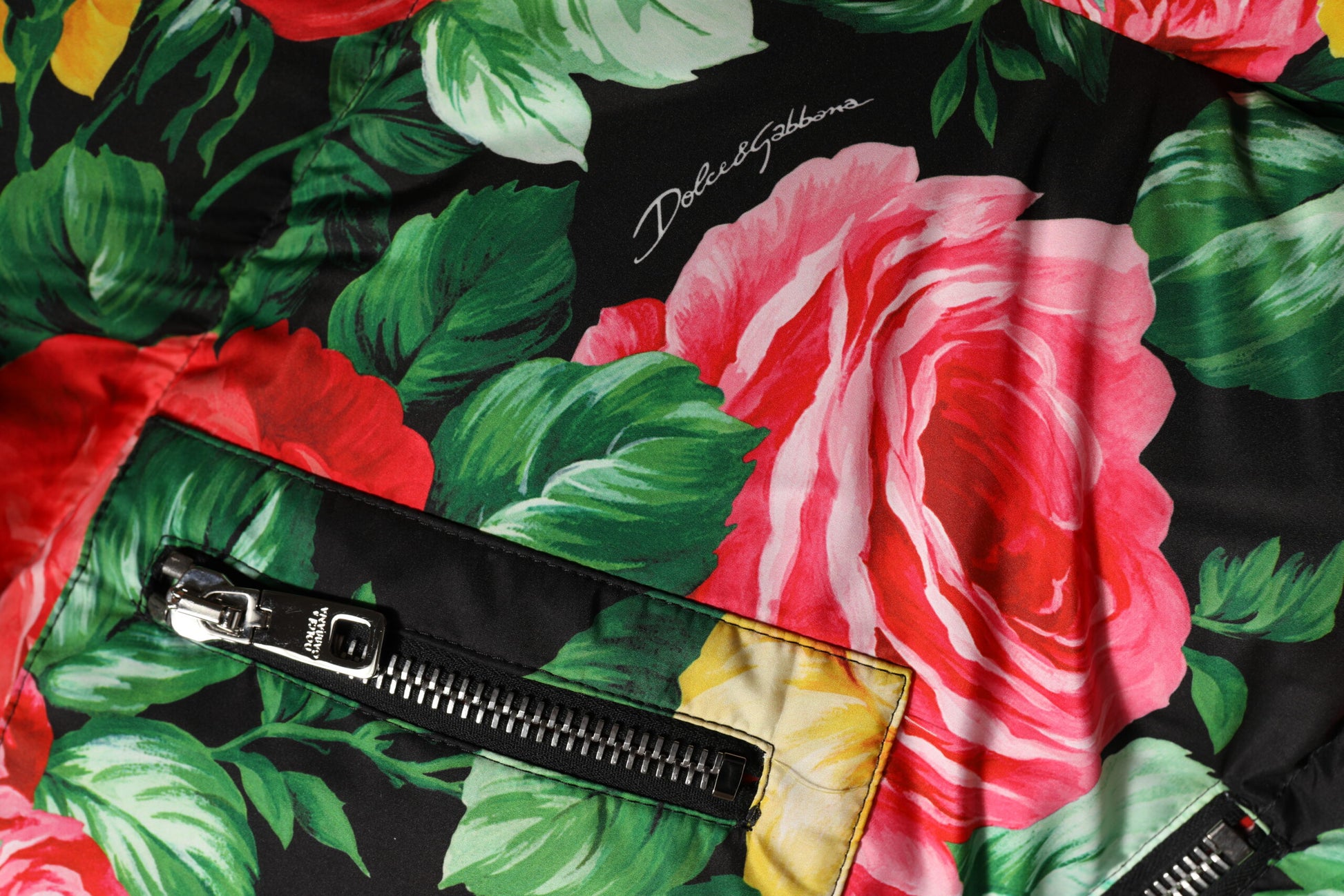 Dolce &amp; Gabbana Doudoune à capuche fleurie multicolore