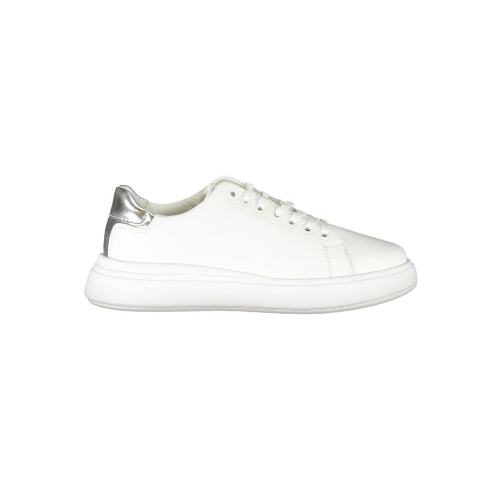 Baskets Calvin Klein Chic blanches avec détails contrastés