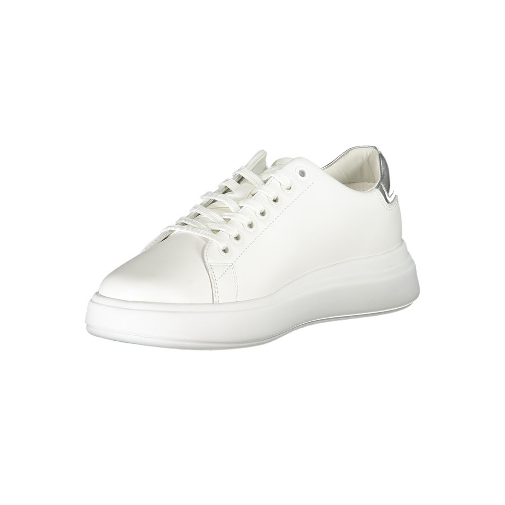 Baskets Calvin Klein Chic blanches avec détails contrastés