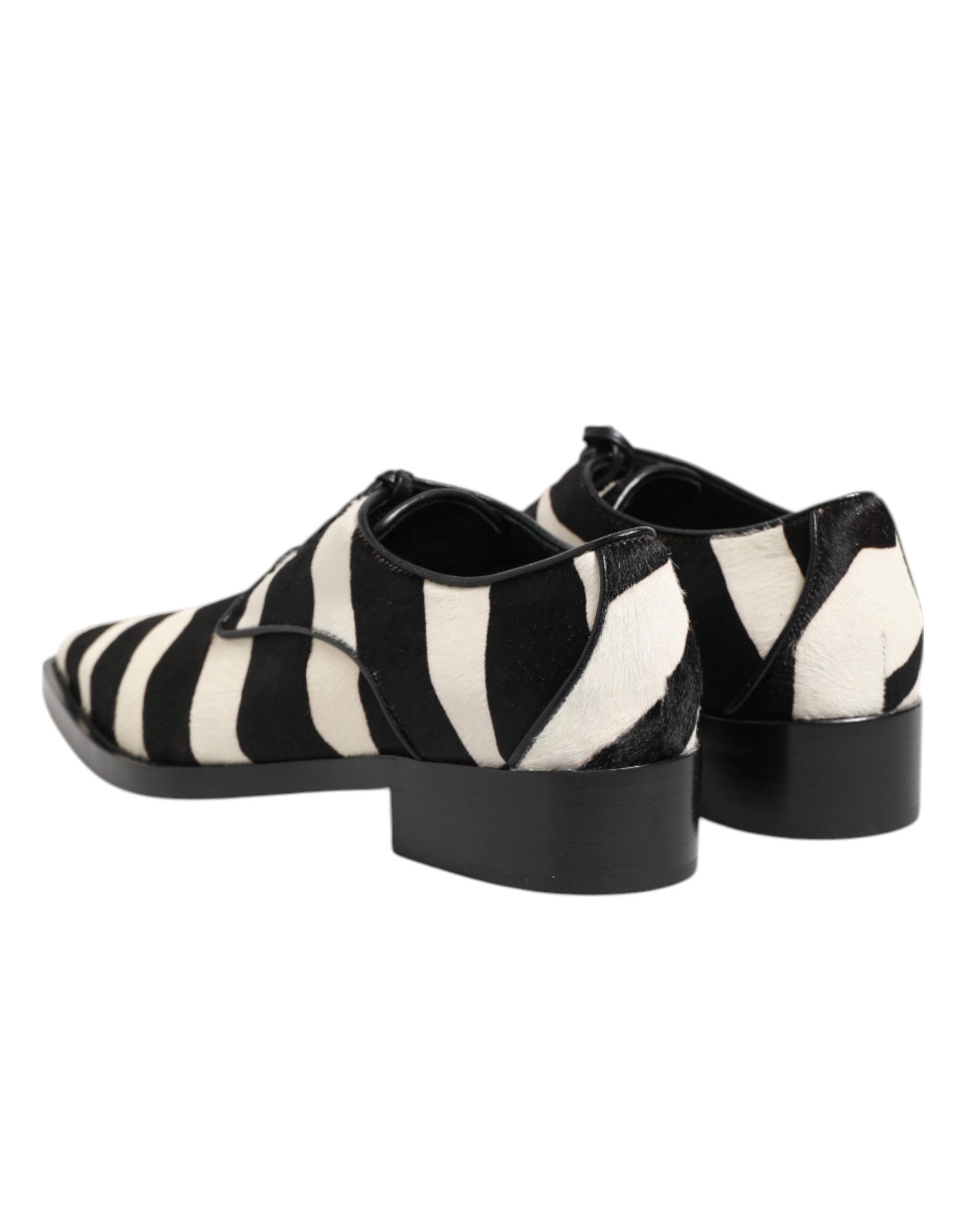 Chaussures habillées en fourrure de poney zébrée noire et blanche Dolce &amp; Gabbana