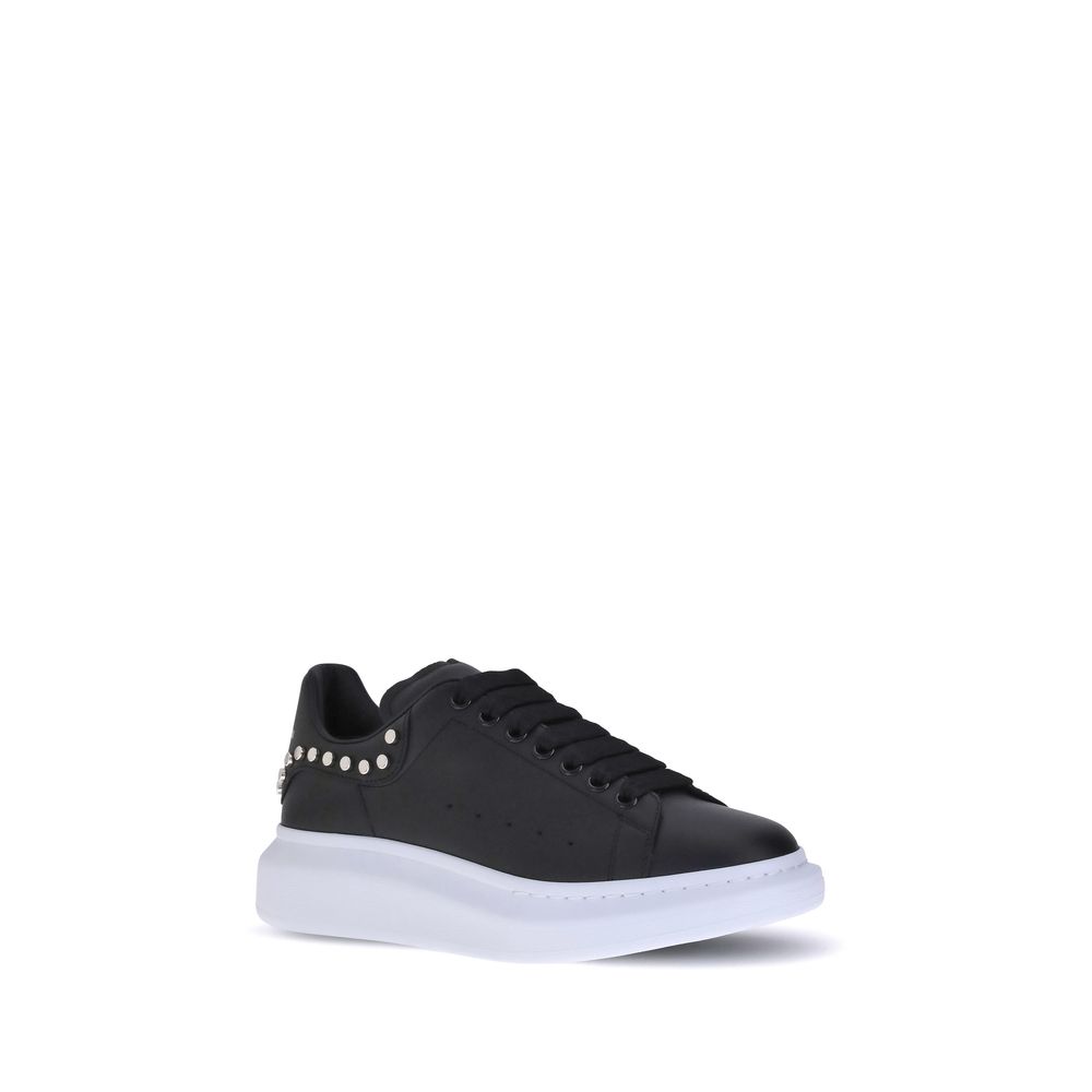 Baskets en cuir cloutées Alexander McQueen